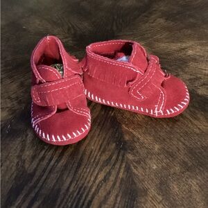 Minnetonka Red Kids Moccasins